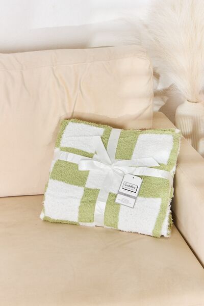 Checkered Decorative Throw Blanket