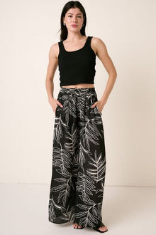  Wide Leg Pants w/Print Detail